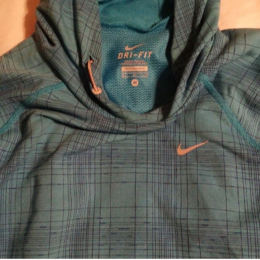 Nike - Picture 5 of 5